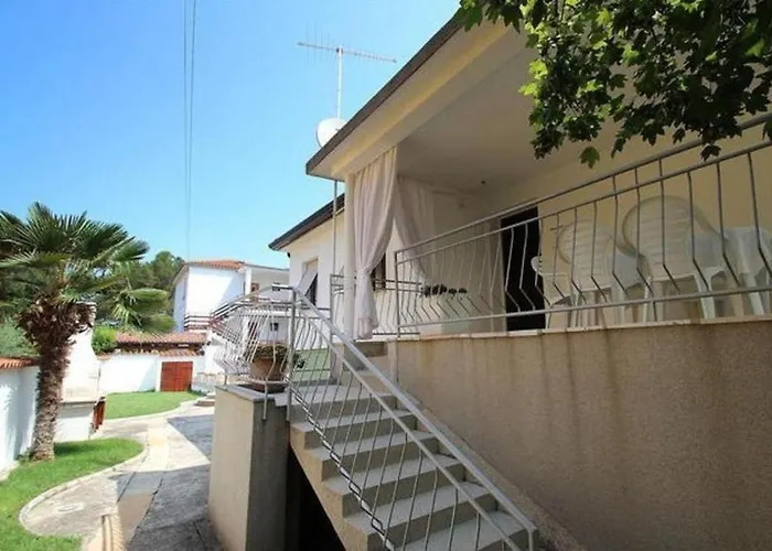 Villa Maria