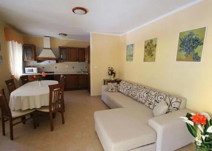 Maria Villa Umag
