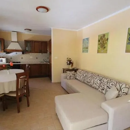 Maria Villa Umag